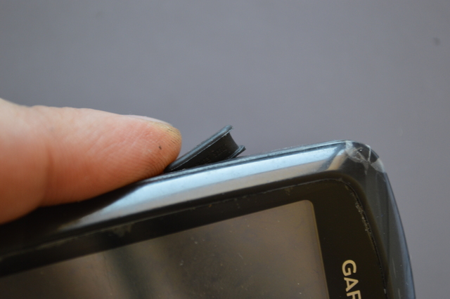 Repairing Garmin Edge 800 button using a rubber button